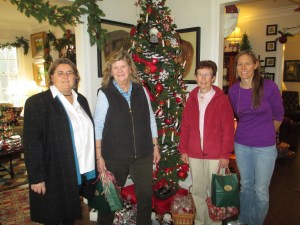 Four NJNA members enjoying the Christmas atmosphere at Gladstone Country House